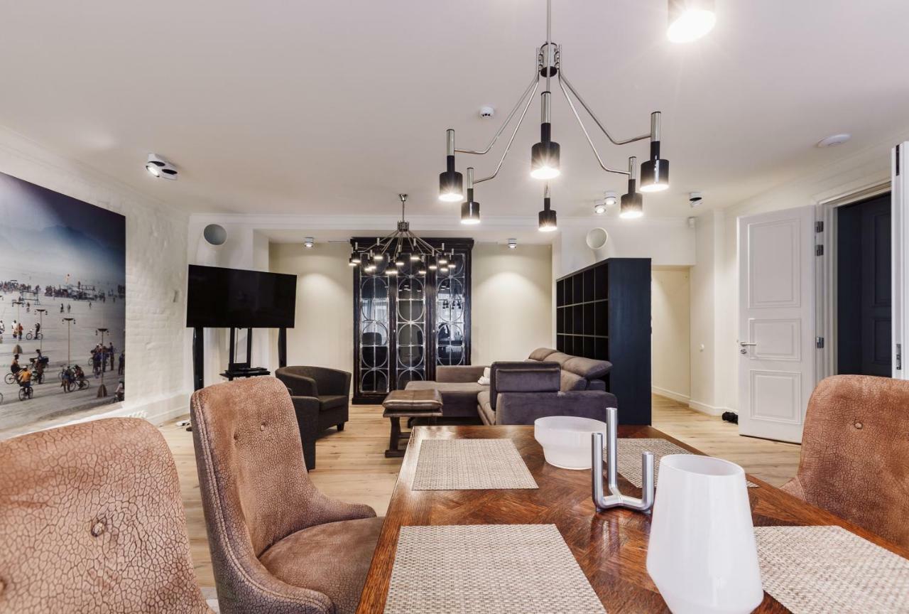 Millionaire Suite Рига Экстерьер фото